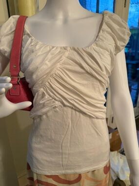 Women’s Cream Ruched Puff Sleeve Top